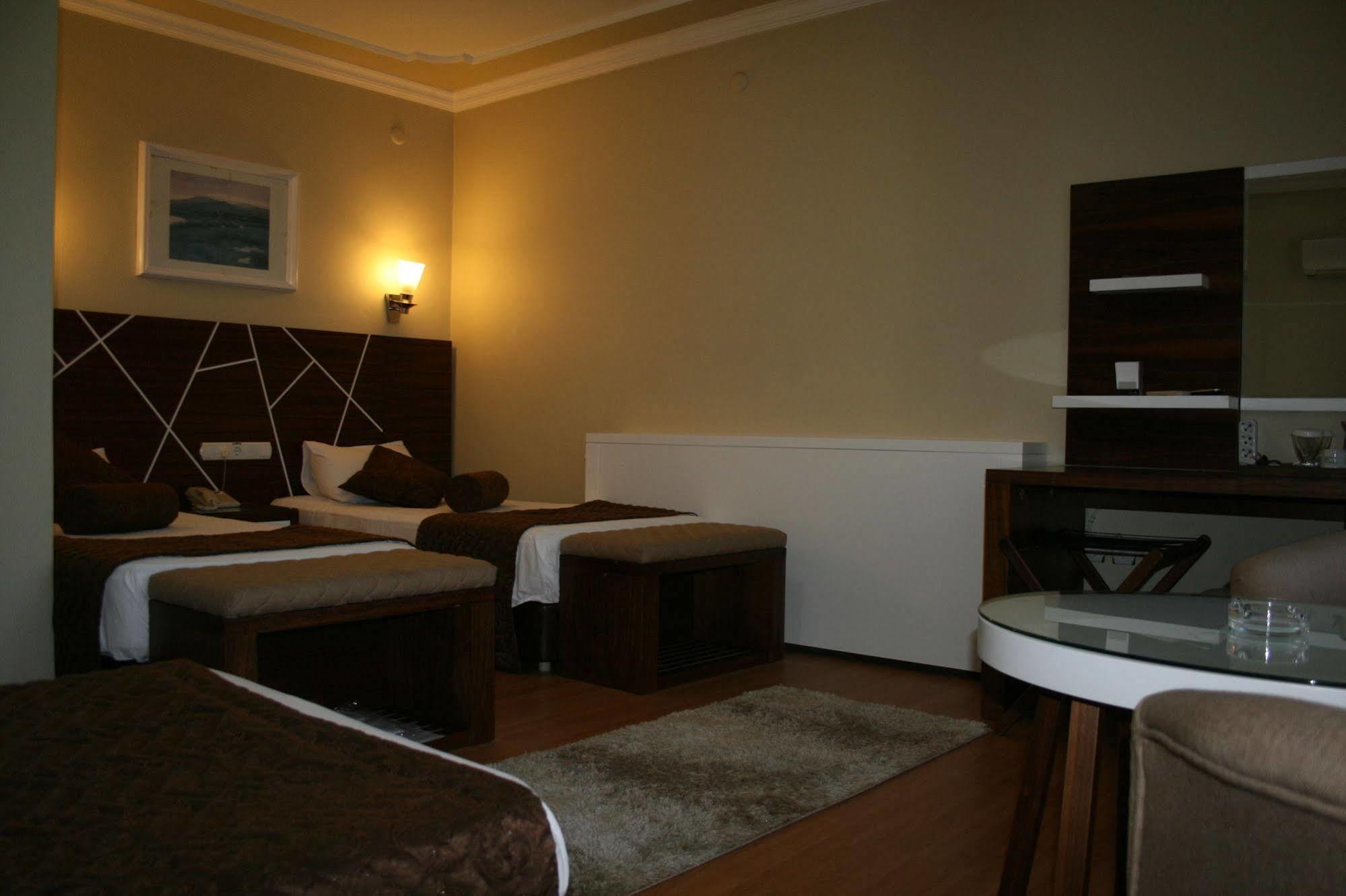 Nysa Hotel Sultanhisar Bagian luar foto