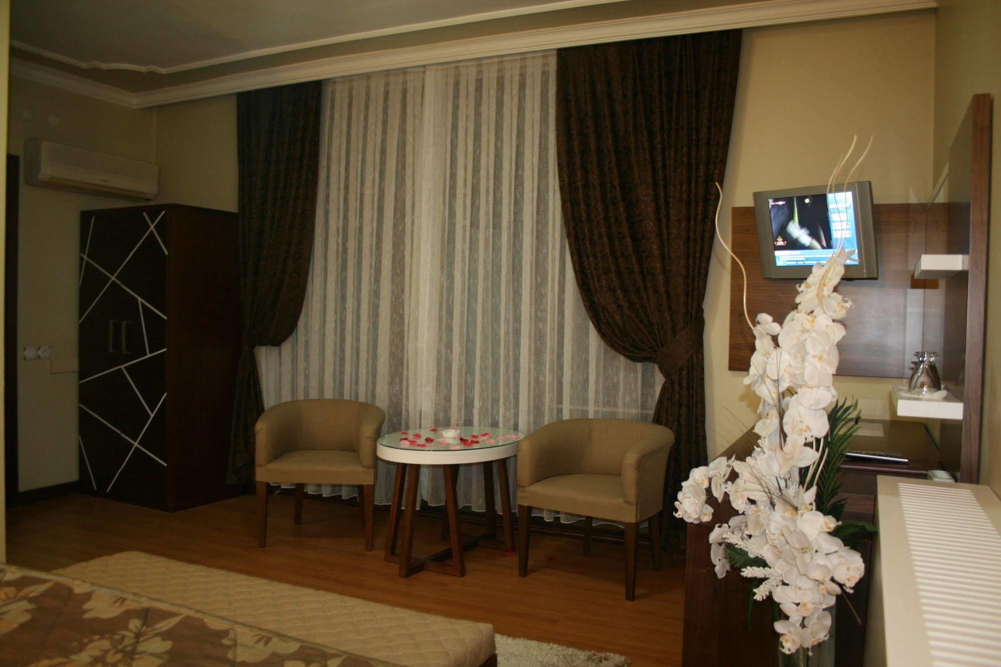 Nysa Hotel Sultanhisar Bagian luar foto